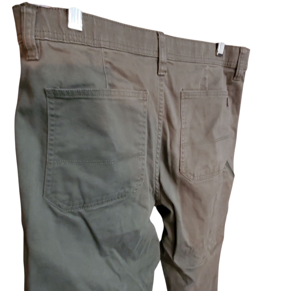 Weatherproof Green Pants - Picture 8 of 10